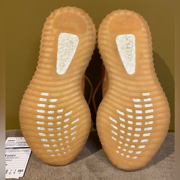 Adidas Yeezy Boost 350, size 8.5 men’s, color orange/salmon - Picture 5 of 13